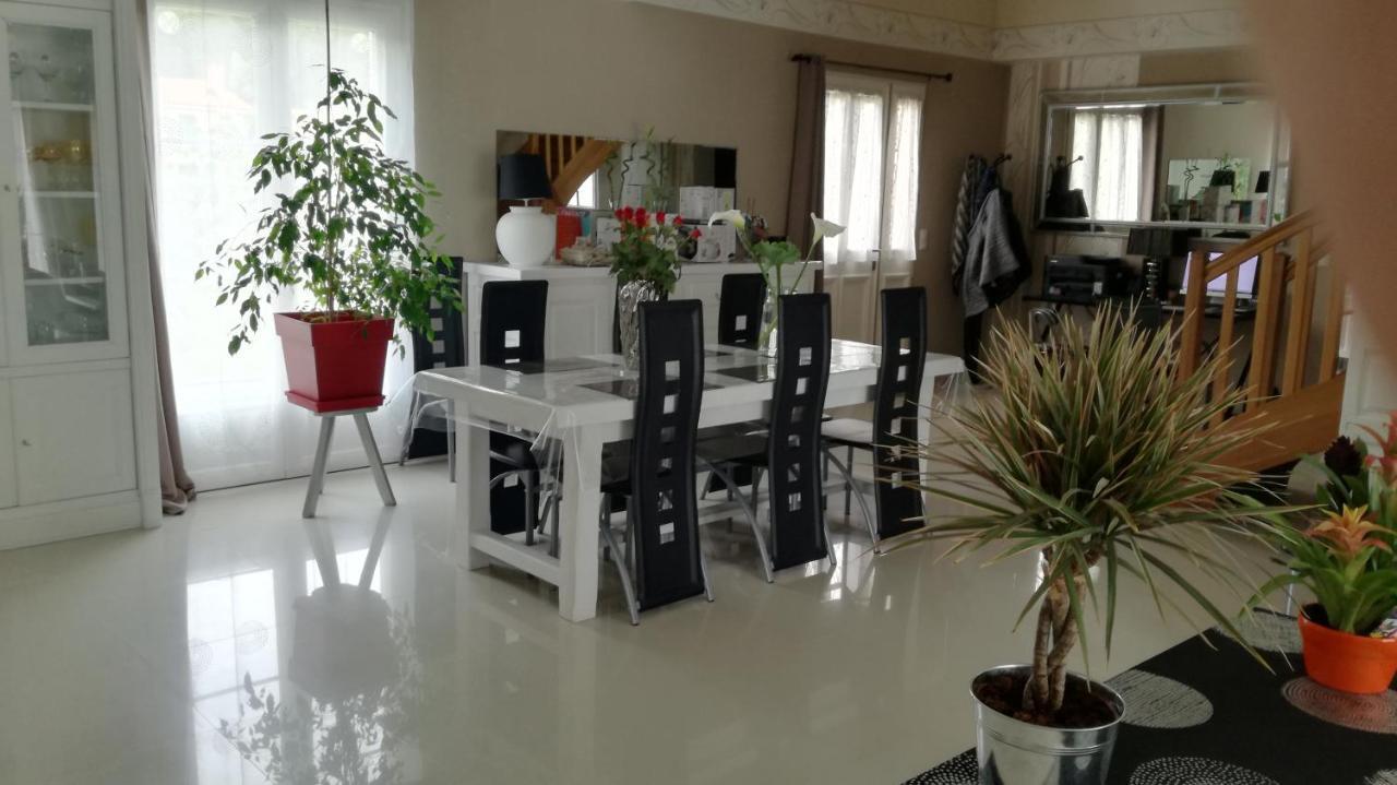 Le Logis Du Marais Acomodação com café da manhã Les Magnils-Reigniers Exterior foto